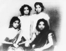 Young Lata with her Sisters